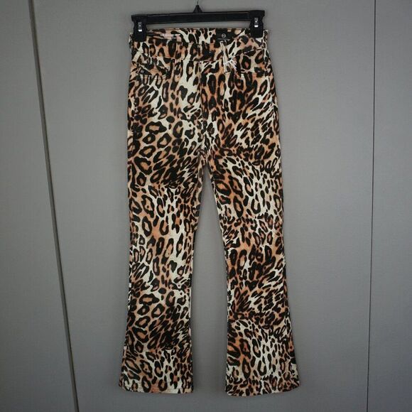 New AG The Quinne Crop High Rise Kick-Flare Pants in Bold Leopard Ivory Dust 24 - Picture 2 of 15